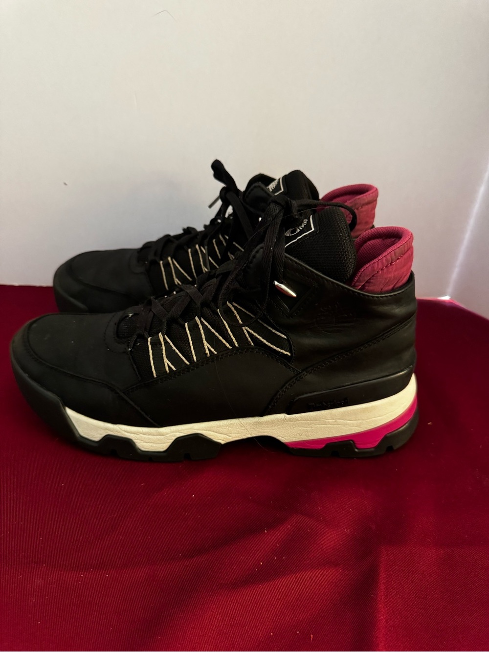 TIMBERLAND Euro Swift Hiker Boots Black And Pink Lace Up Women’s Size 10 Outdoor